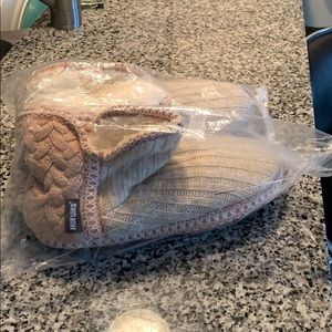 Muk Luks women’s slippers